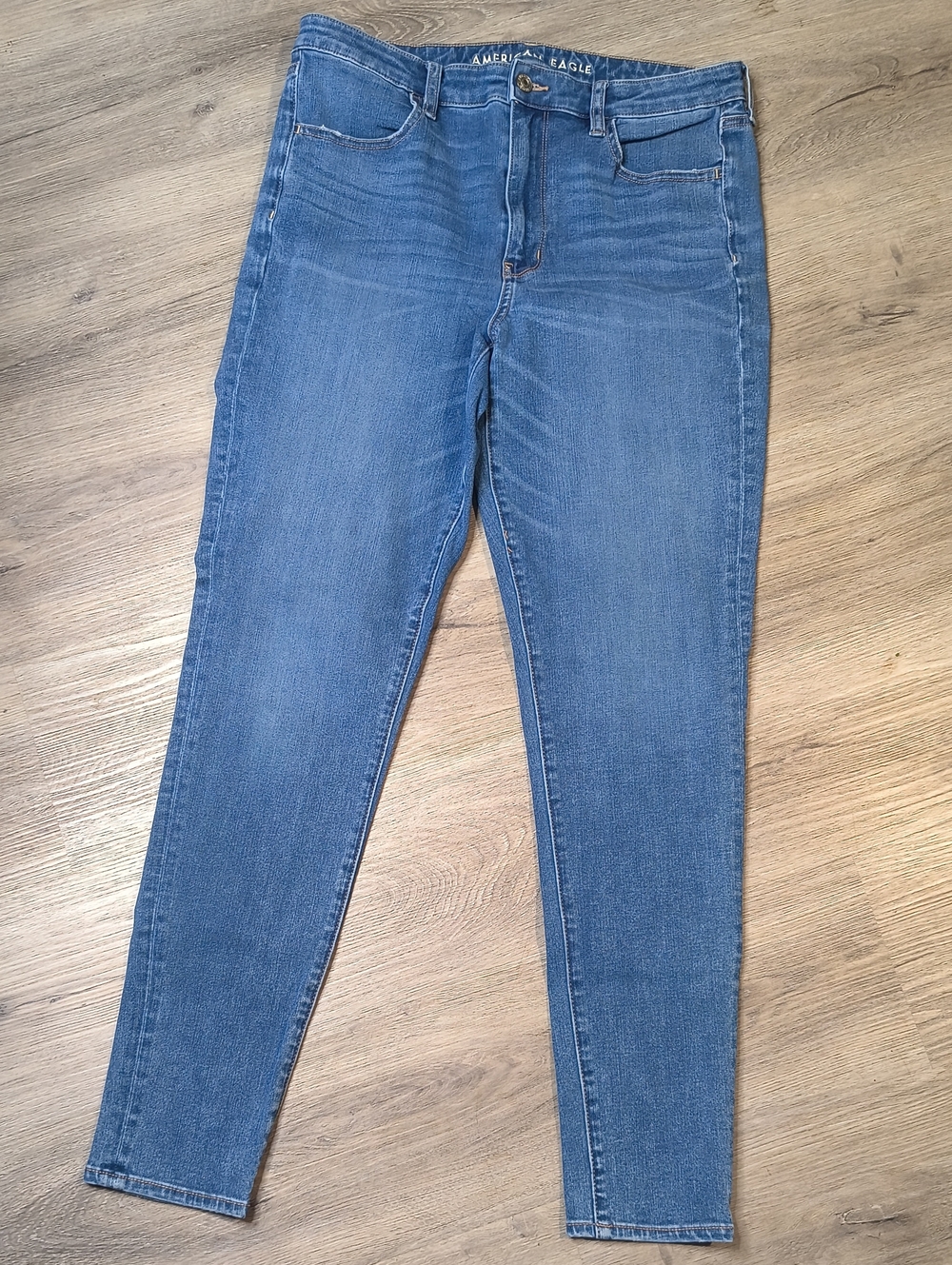 S1140 High Rise Skinny w/29.5" Inseam👖American Eagle Women's Size 12 Jeans
